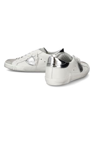 Sneakers basse Prsx in pelle bianca e argento PHILIPPE MODEL | PRLD1005.